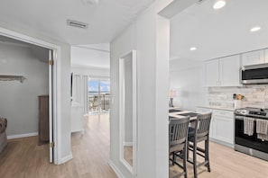 Interior - Polished oceanfront condo with pool access, private balcony & washer/dryer (Jacksonville Beach)