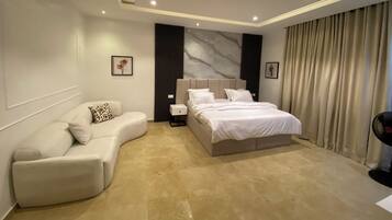 3 Schlafzimmer, Bügeleisen/Bügelbrett, WLAN