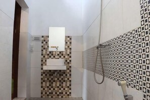Bathroom - Sunny Point Penida (Bali)