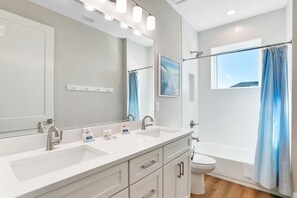 Regadera y secadora de cabello 