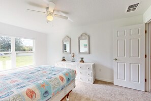 3 bedrooms, iron/ironing board, free WiFi, bed sheets