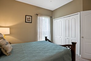 3 Schlafzimmer, Schreibtisch, Bügeleisen/Bügelbrett, kostenloses WLAN