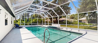 Home near the beach with private pool, inviting patio, streaming & AC