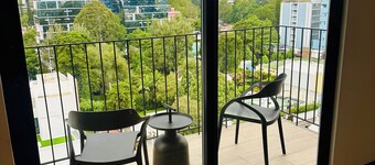 Brand New Elegant Apt. Retreat in Z.10 3 Bedroom