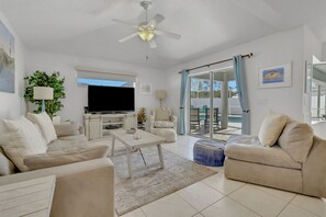 Smart TV, books, offices - Contemporary coastal escape with heated pool, fenced yard, & outdoor dining (Palm Coast)