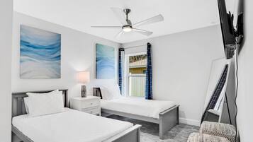 3 Schlafzimmer, Schreibtisch, Internetzugang, Bettwäsche