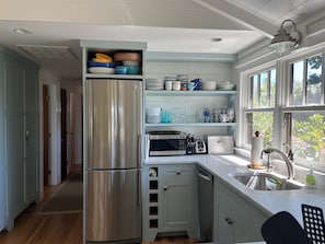 Microwave, oven, dishwasher