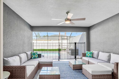 All-new duplex with screened pool, furnished lanai, grill, AC, & washer/dryer