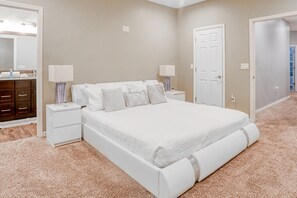 4 chambres, bureau, fer et planche à repasser, Wi-Fi gratuit