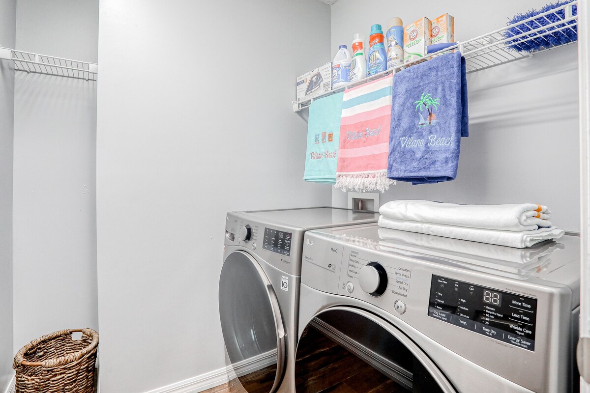 Photo 25 of Updated, dog-friendly gem w/fenced yard, foosball & pool tables, WiFi, fireplace