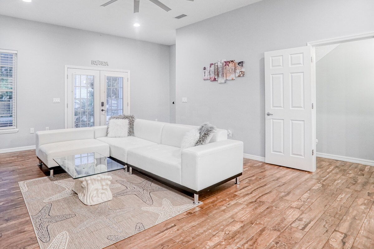 Photo 10 of Updated, dog-friendly gem w/fenced yard, foosball & pool tables, WiFi, fireplace