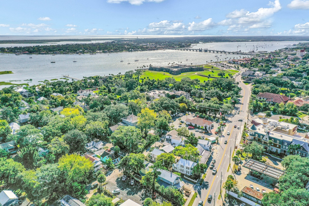 Photo 22 of Charming, historic home with balcony, enclosed yard, A/C - near downtown & beach