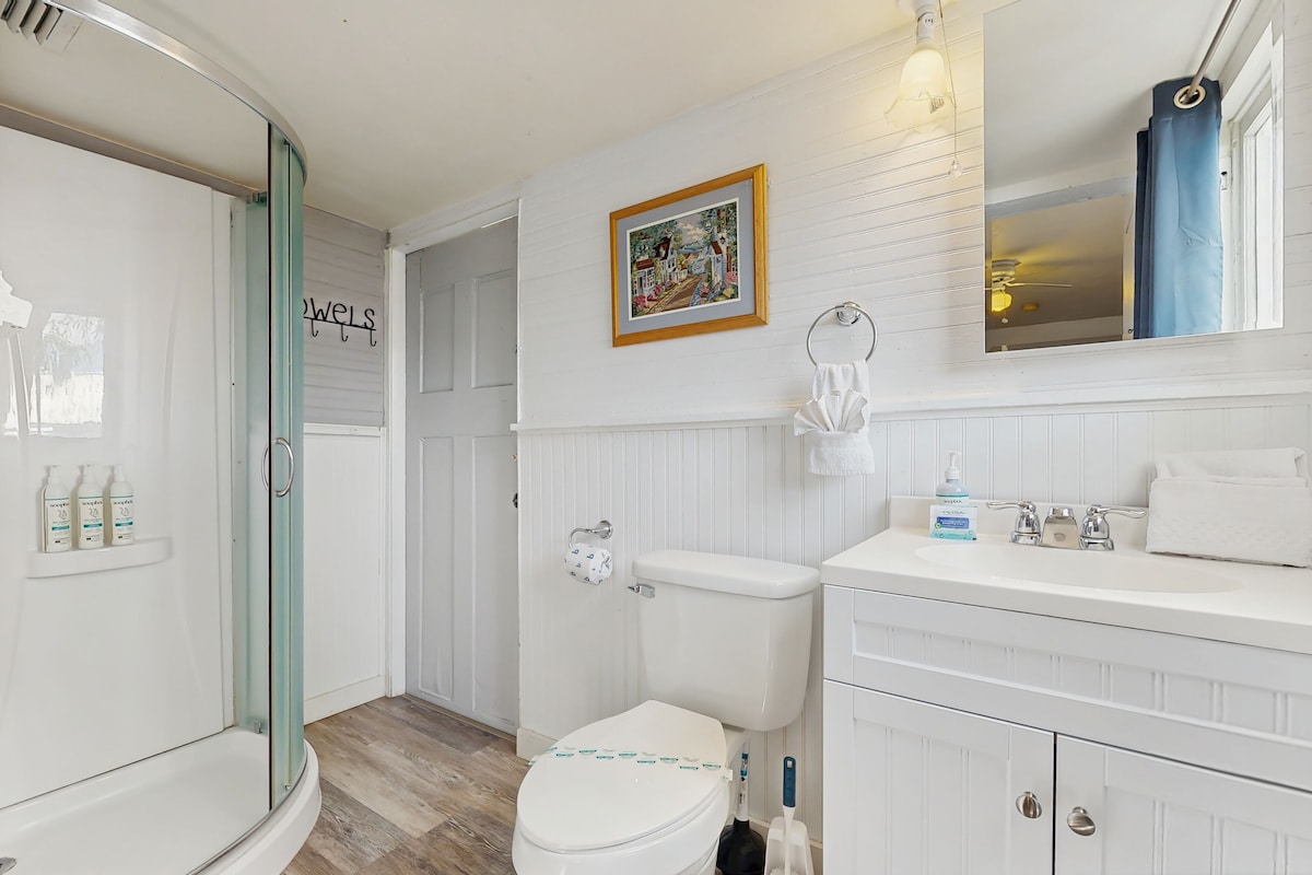 Photo 14 of Charming, historic home with balcony, enclosed yard, A/C - near downtown & beach