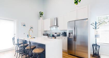 Inviting, newly built, dog-friendly home with patio, central AC & great location