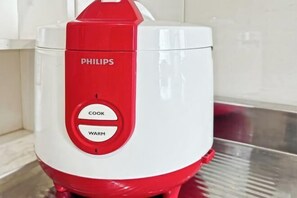 Coffee and/or coffee maker - BEST View 1BR Apt Callia w/ Pool, Gym & Wi-Fi (East Jakarta)