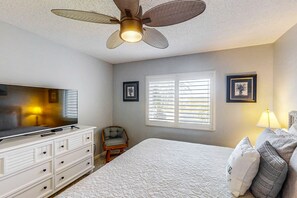 2 bedrooms, iron/ironing board, Internet, bed sheets