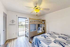 2 Schlafzimmer, Schreibtisch, Bügeleisen/Bügelbrett, Internetzugang