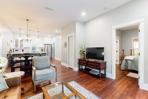 2 Schlafzimmer, Bügeleisen/Bügelbrett, Internetzugang, Bettwäsche