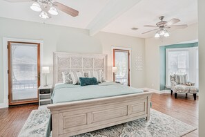 3 soverom, skrivebord, strykejern/-brett og wi-fi (inkludert)