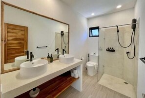 Cots/infant beds - Villa Marie, 2 Bedrooms, Lamai Koh Samui (Koh Samui)