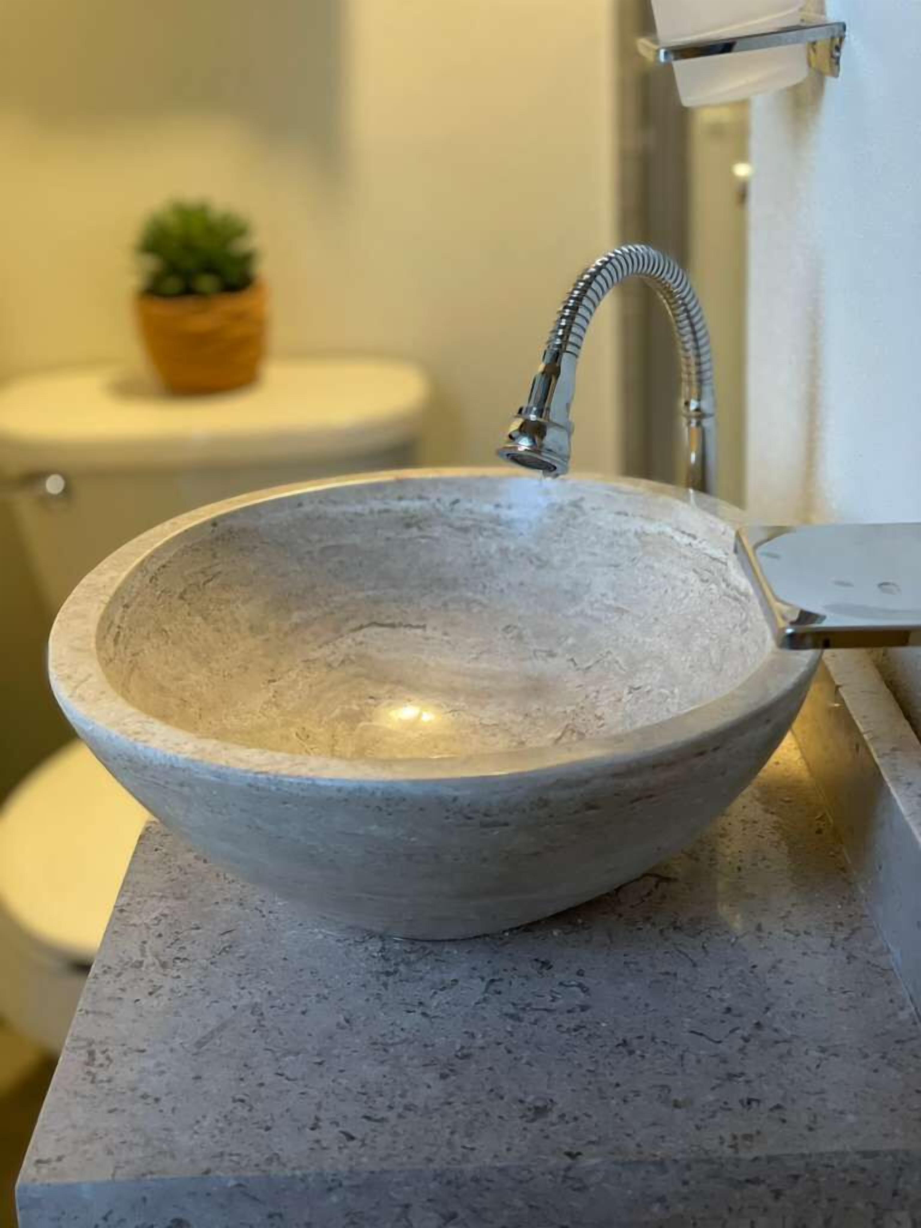 Duplex Standard | Badrum | Dusch, handdukar, tvål och schampo