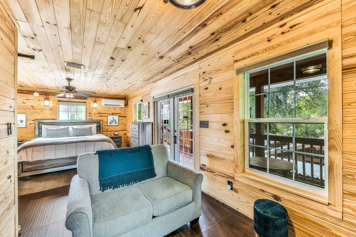 Photo 26 of Ideally located getaway w/ tiki bar, outdoor seating, & brick grill - dogs OK