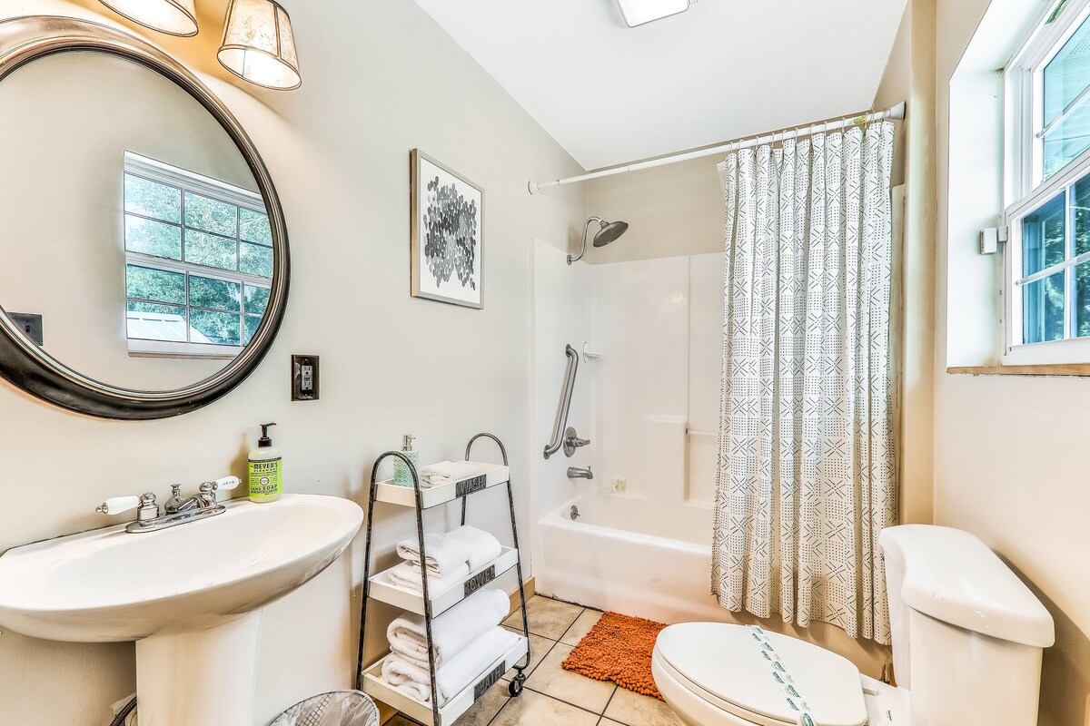 Photo 29 of Ideally located getaway w/ tiki bar, outdoor seating, & brick grill - dogs OK