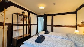 2 bedrooms, WiFi, bed sheets