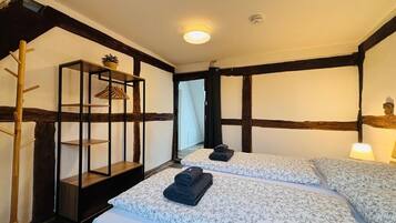 2 bedrooms, WiFi, bed sheets