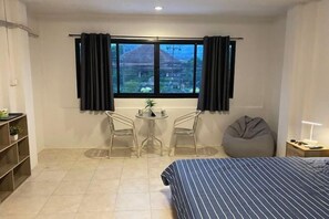 Room - 84 Bar & Guesthouse (Phuket)