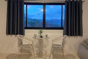 Room - 84 Bar & Guesthouse (Phuket)