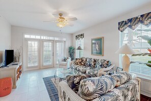 TV, DVD player, books, stereo