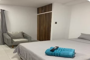 1 Schlafzimmer, WLAN, Bettwäsche