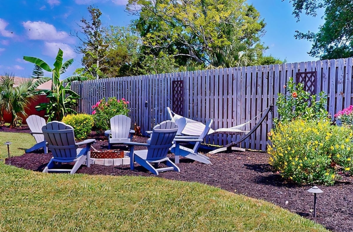 Photo 45 of Spacious Dog-Friendly House near Beaches, Historic Downtown w/Beach Access