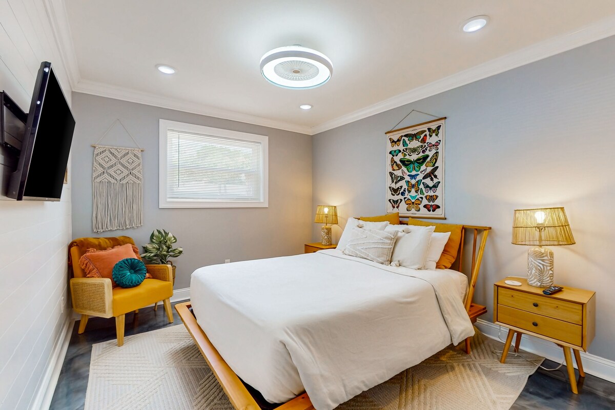 Photo 23 of Spacious Dog-Friendly House near Beaches, Historic Downtown w/Beach Access
