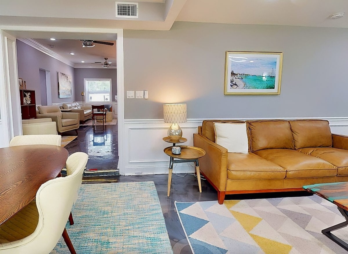Photo 11 of Spacious Dog-Friendly House near Beaches, Historic Downtown w/Beach Access