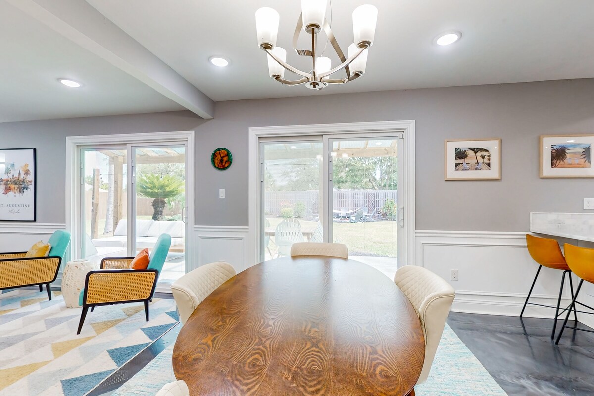 Photo 13 of Spacious Dog-Friendly House near Beaches, Historic Downtown w/Beach Access