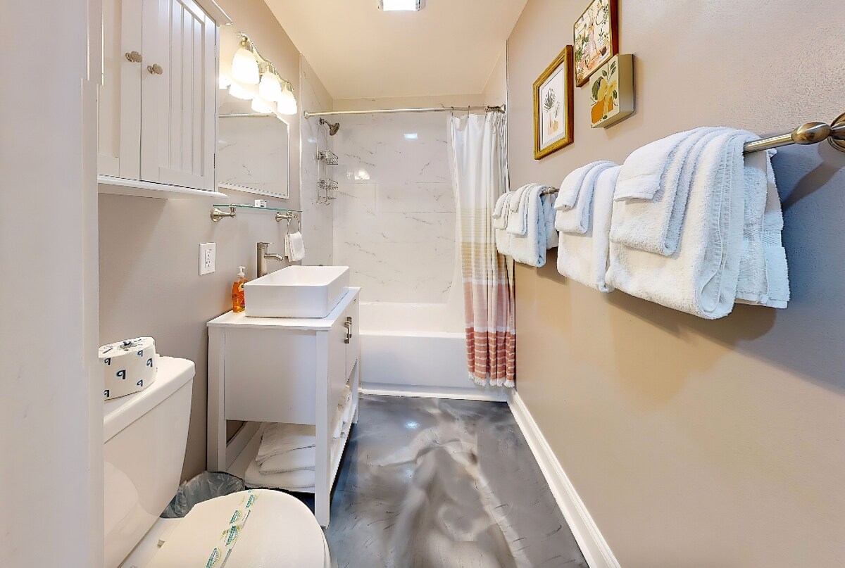Photo 25 of Spacious Dog-Friendly House near Beaches, Historic Downtown w/Beach Access