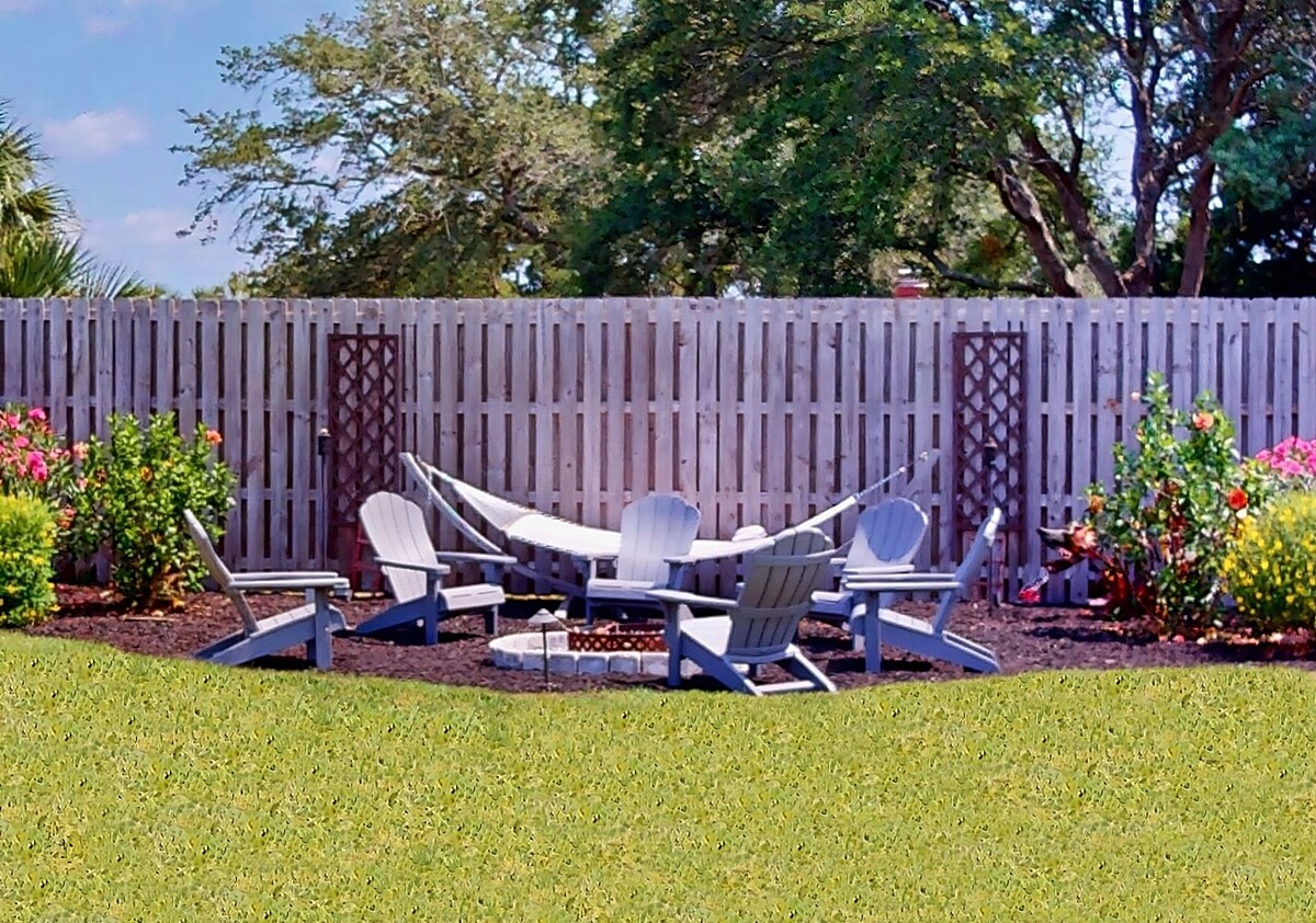 Photo 22 of Spacious Dog-Friendly House near Beaches, Historic Downtown w/Beach Access