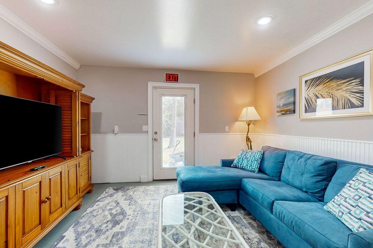 Photo 37 of Spacious Dog-Friendly House near Beaches, Historic Downtown w/Beach Access