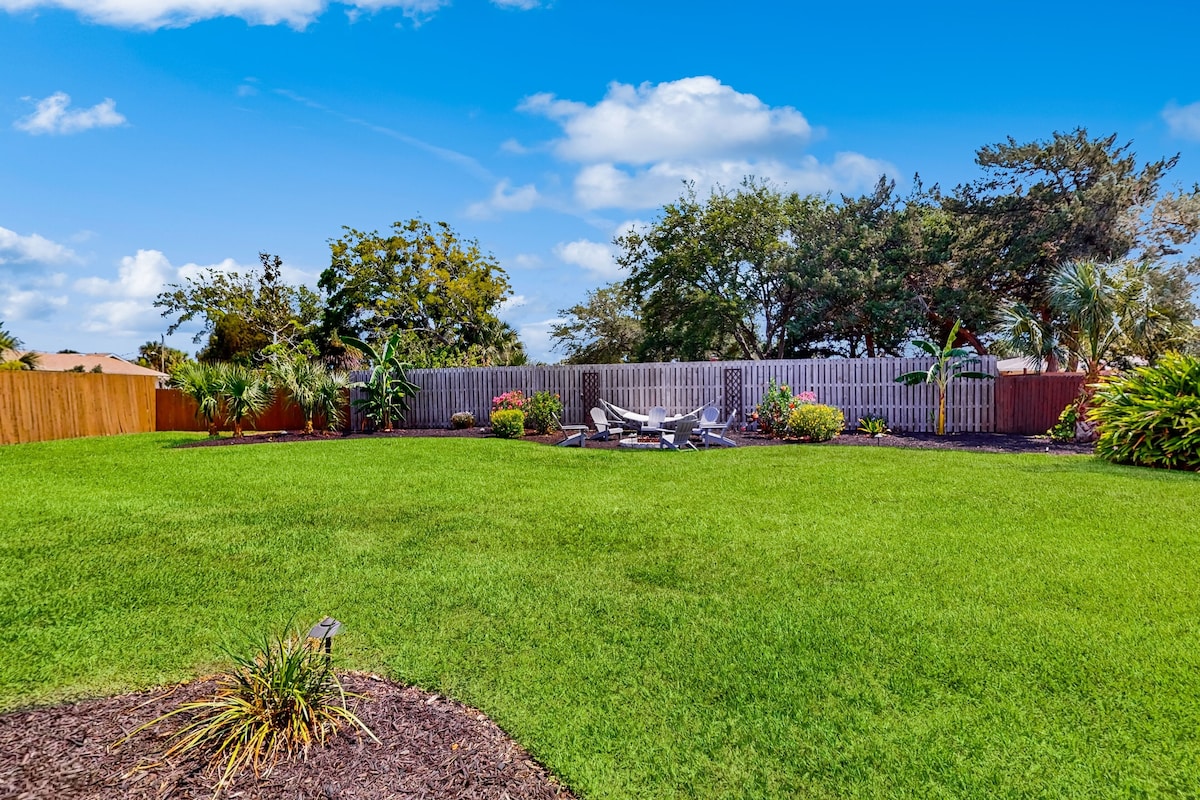 Photo 44 of Spacious Dog-Friendly House near Beaches, Historic Downtown w/Beach Access