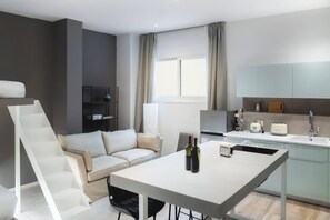 Poros, City Apartment, Non Smoking | ノートパソコン用作業スペース、WiFi (無料)