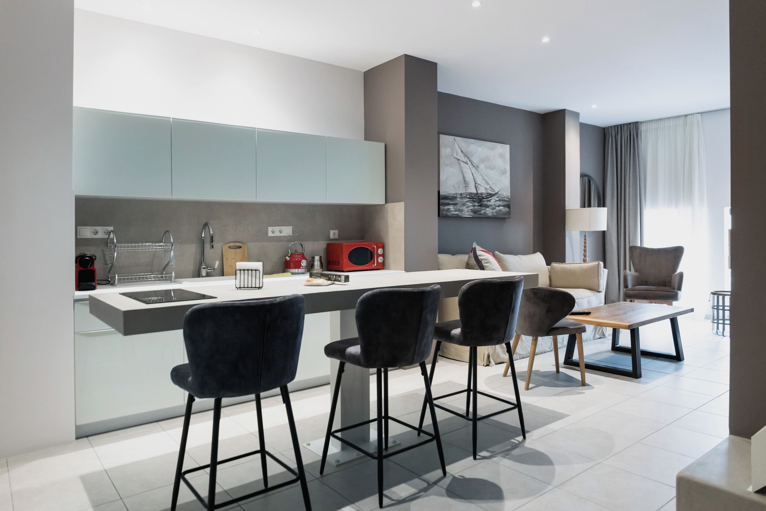 Laptop workspace, free WiFi