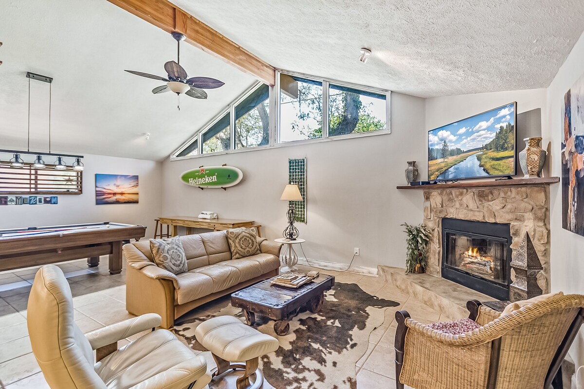Photo 2 of Dog-Friendly Home with High-Speed WiFi, Washer/Dryer, Central AC, & Adult Bikes