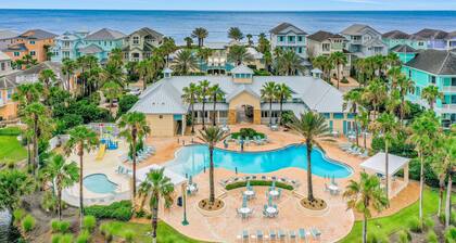 Oceanview condo with resort amenities, balcony and private beach access