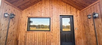 Emerald Homestead Cabin located near Lake Athens