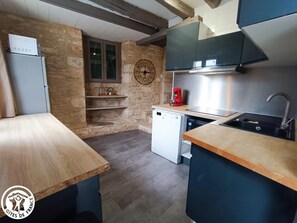 Micro-ondes, lave-vaisselle