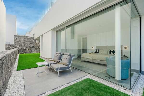 บริเวณภายนอก