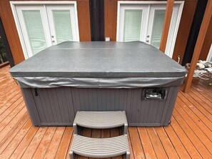 Terrace/patio - Mountain Container Treehouse Lookout Mtn (Lookout Mountain)