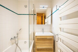 Haartrockner, Handtücher